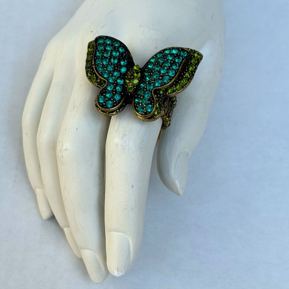 Crystal Butterfly Ring - Picture 2 of 6